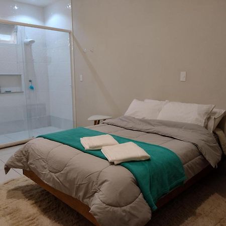 Casa Inteira, Grande Suite, Dois Chuveiros, Sala ,Cozinha E Garagem Privativa Total Conforto, Melhor Que Hotel! Ботукату Екстериор снимка
