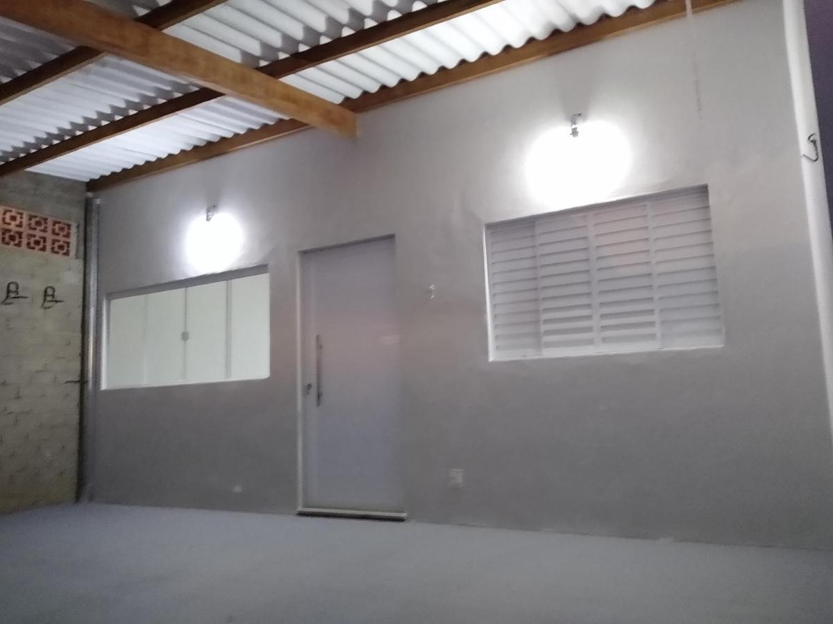 Casa Inteira, Grande Suite, Dois Chuveiros, Sala ,Cozinha E Garagem Privativa Total Conforto, Melhor Que Hotel! Ботукату Екстериор снимка